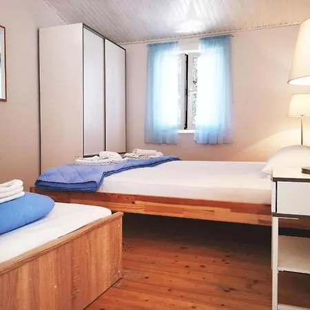Lumbarda Resort Apartments